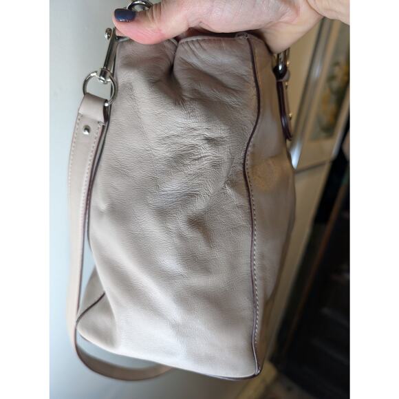 Coach Leather Satchel Taupe Greige Crossbody Bag Silver Hardware Zip Top Pockets - Picture 2 of 14